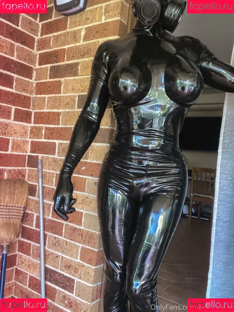 latex_alina Onlyfans Photo Gallery 