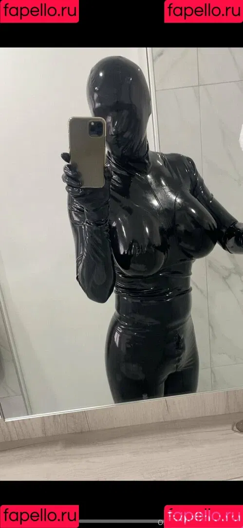 latex_alina Onlyfans Photo Gallery 