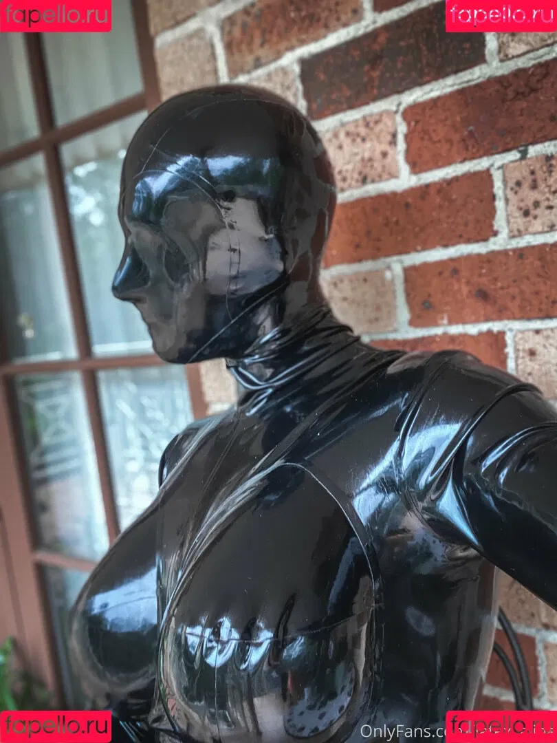 latex_alina Onlyfans Photo Gallery 