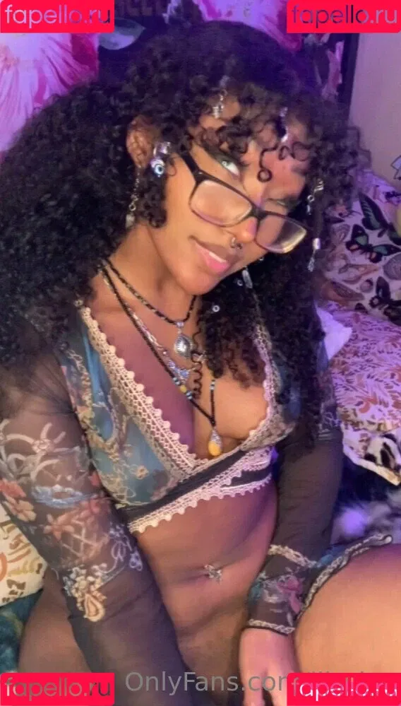 lil_vira Onlyfans Photo Gallery 