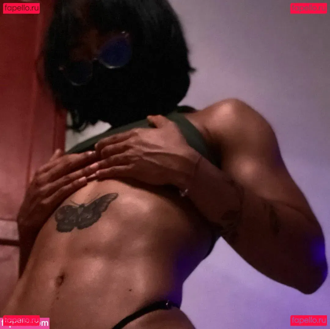 lil_vira Onlyfans Photo Gallery 