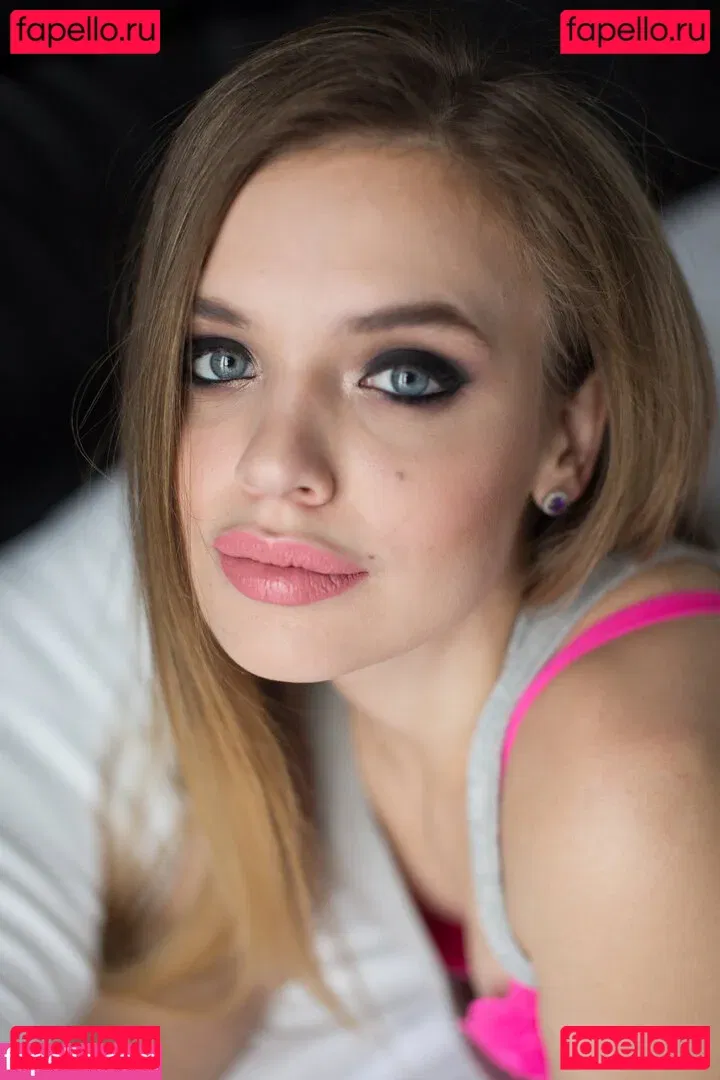 Alina Ozimina Onlyfans Photo Gallery 