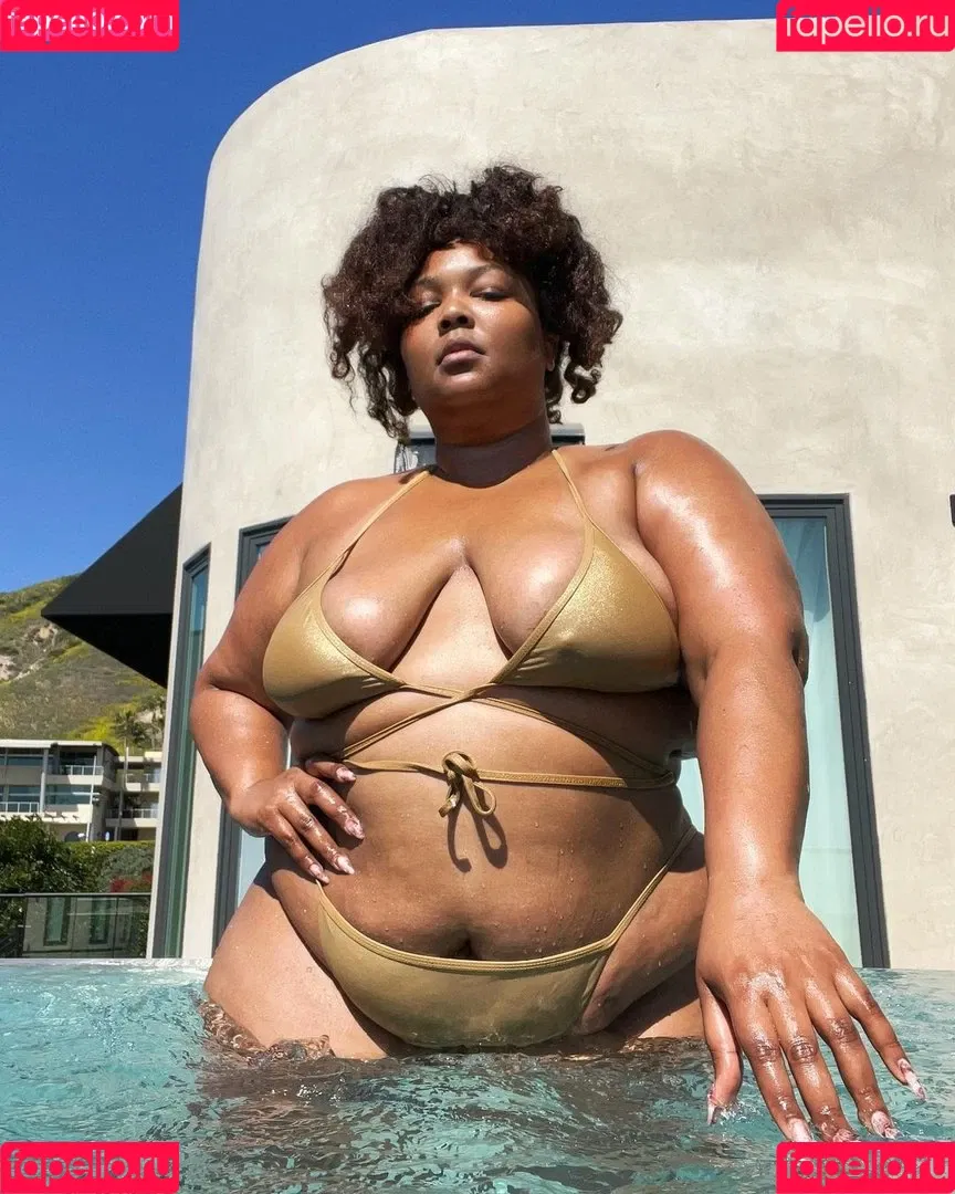 Lizzo Onlyfans Photo Gallery 