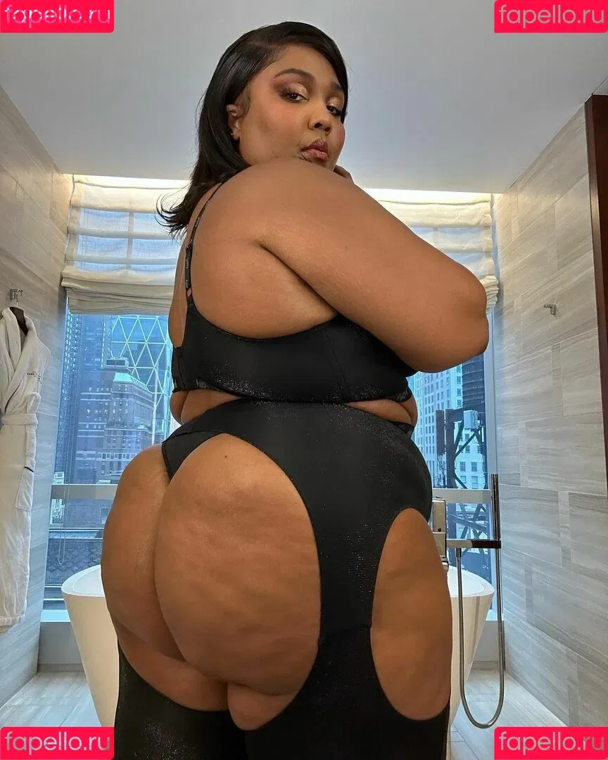 Lizzo Onlyfans Photo Gallery 