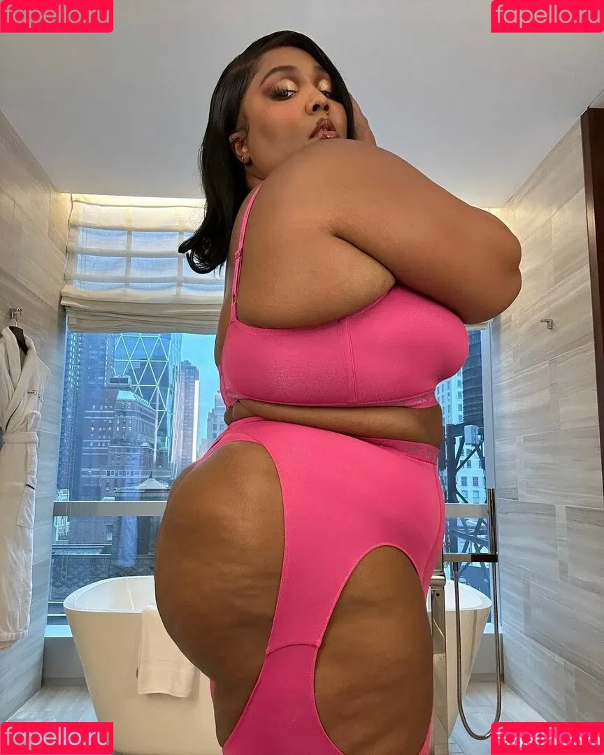Lizzo Onlyfans Photo Gallery 