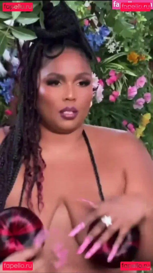 Lizzo Onlyfans Photo Gallery 