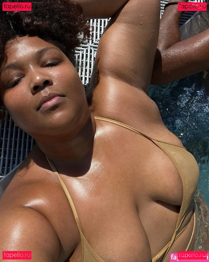 Lizzo Onlyfans Photo Gallery 