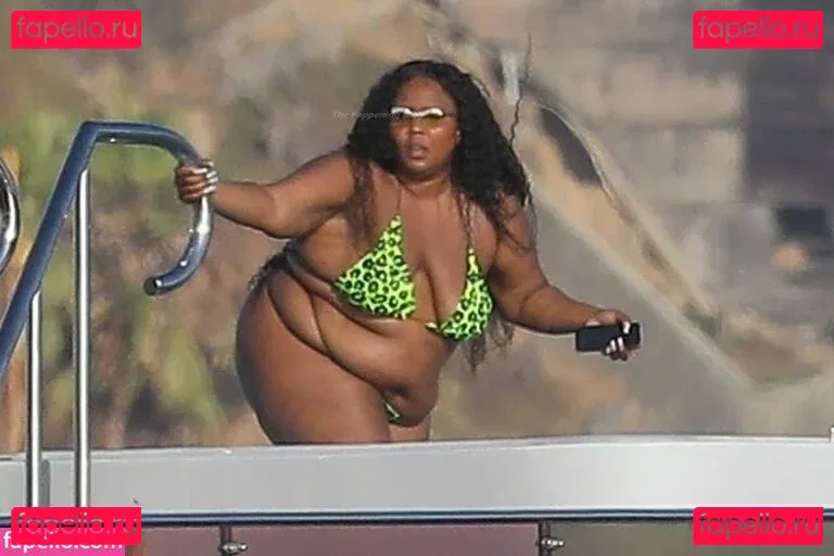 Lizzo Onlyfans Photo Gallery 