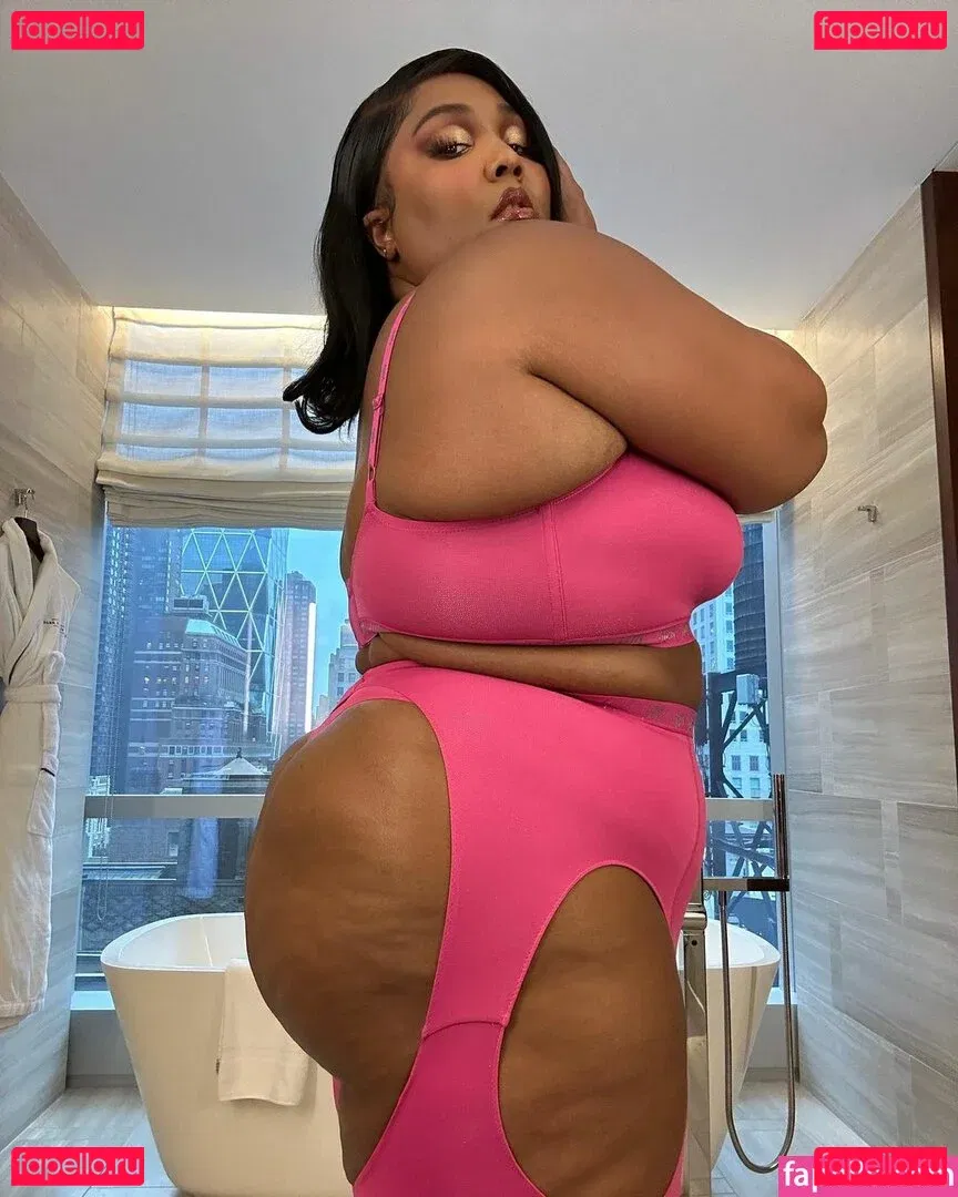 Lizzo Onlyfans Photo Gallery 