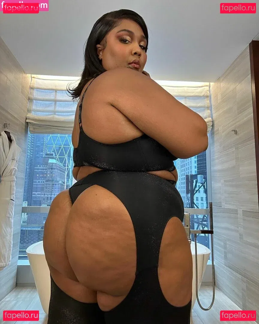 Lizzo Onlyfans Photo Gallery 