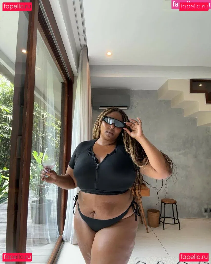 Lizzo Onlyfans Photo Gallery 