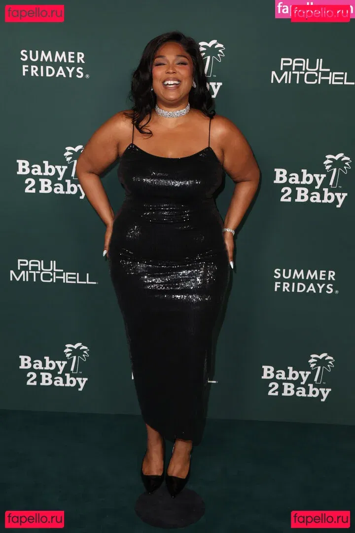 Lizzo Onlyfans Photo Gallery 