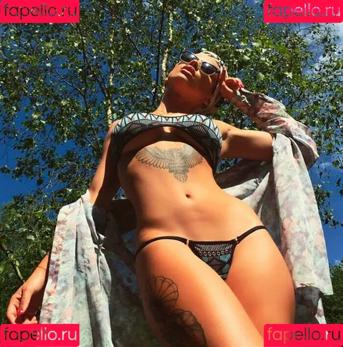 Gaelle Garcia Diaz Onlyfans Photo Gallery 