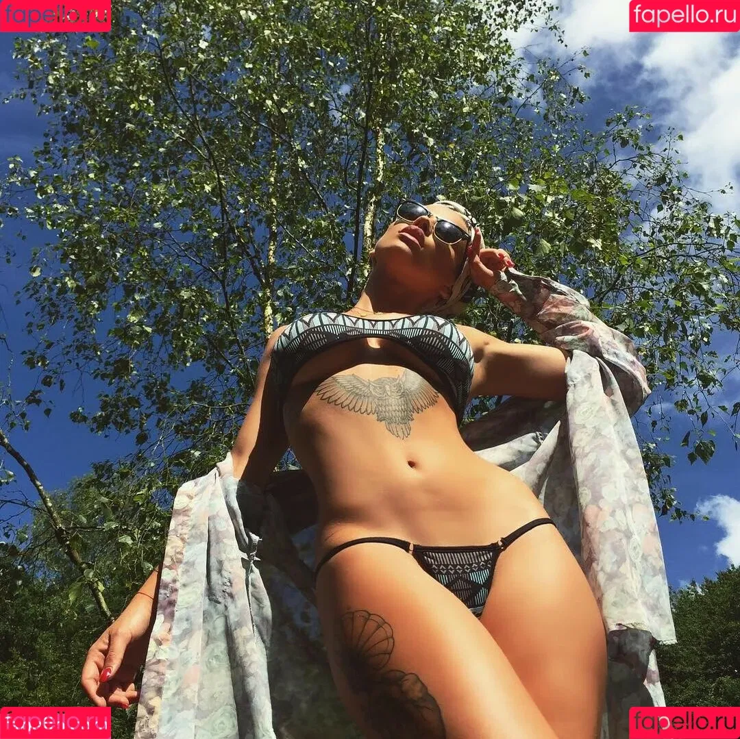 Gaelle Garcia Diaz Onlyfans Photo Gallery 