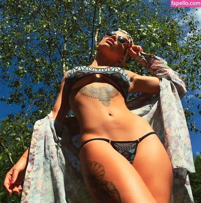 Gaelle Garcia Diaz Onlyfans Photo Gallery 