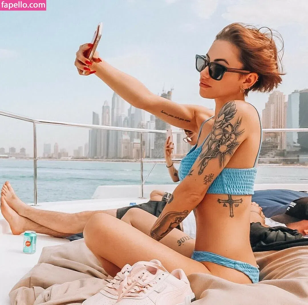 Gaelle Garcia Diaz Onlyfans Photo Gallery 