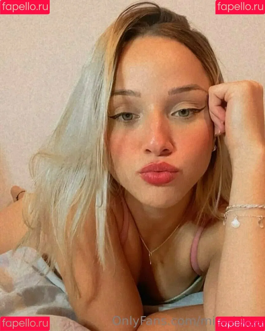 miawhitez Onlyfans Photo Gallery 