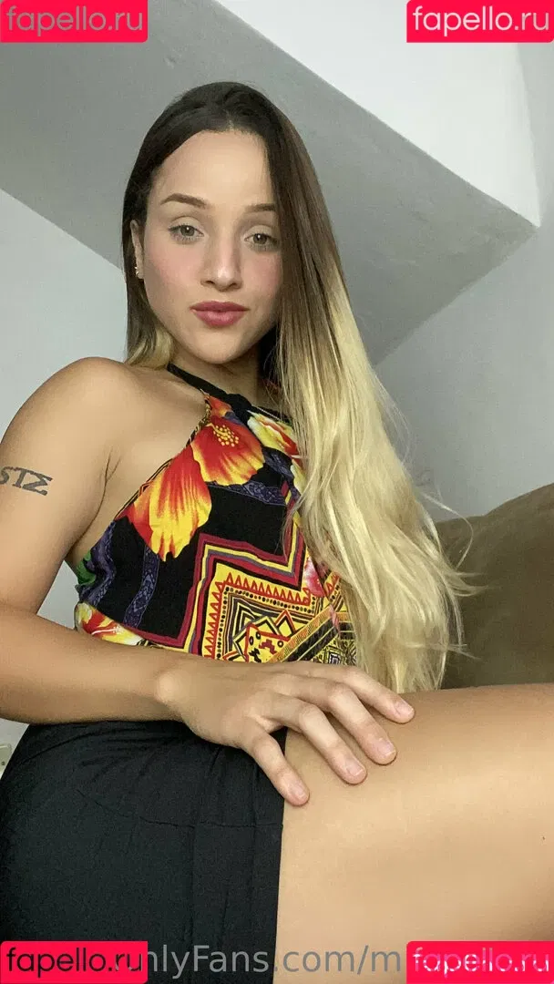 miawhitez Onlyfans Photo Gallery 