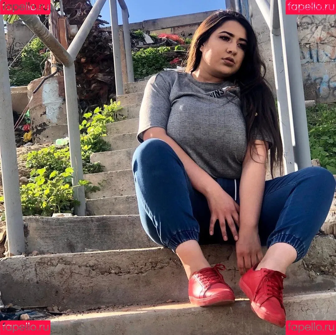 Jazmin Gurrola Onlyfans Photo Gallery 