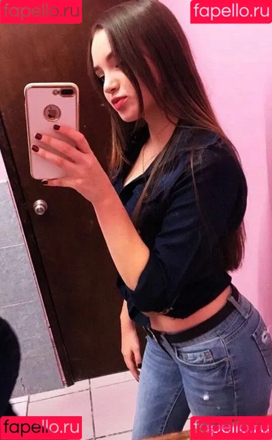 Jazmin Gurrola Onlyfans Photo Gallery 