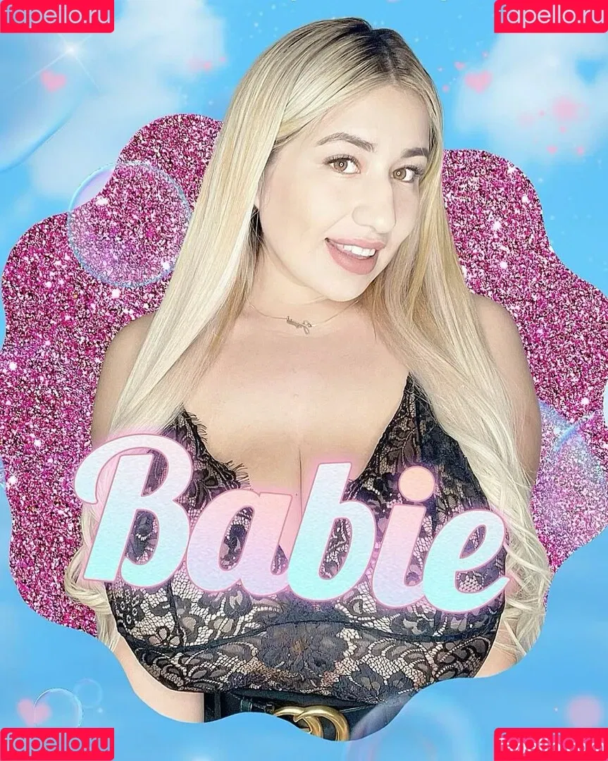 Jazmin Gurrola Onlyfans Photo Gallery 