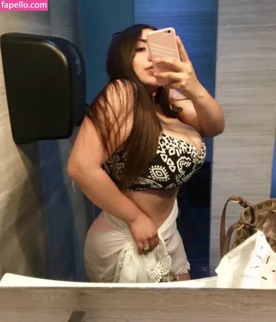 Jazmin Gurrola Onlyfans Photo Gallery 