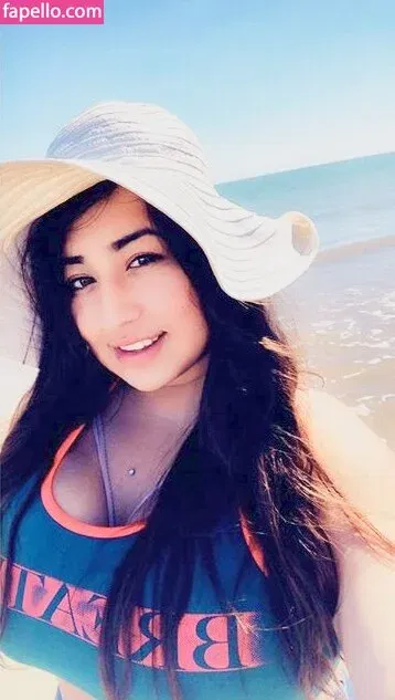 Jazmin Gurrola Onlyfans Photo Gallery 