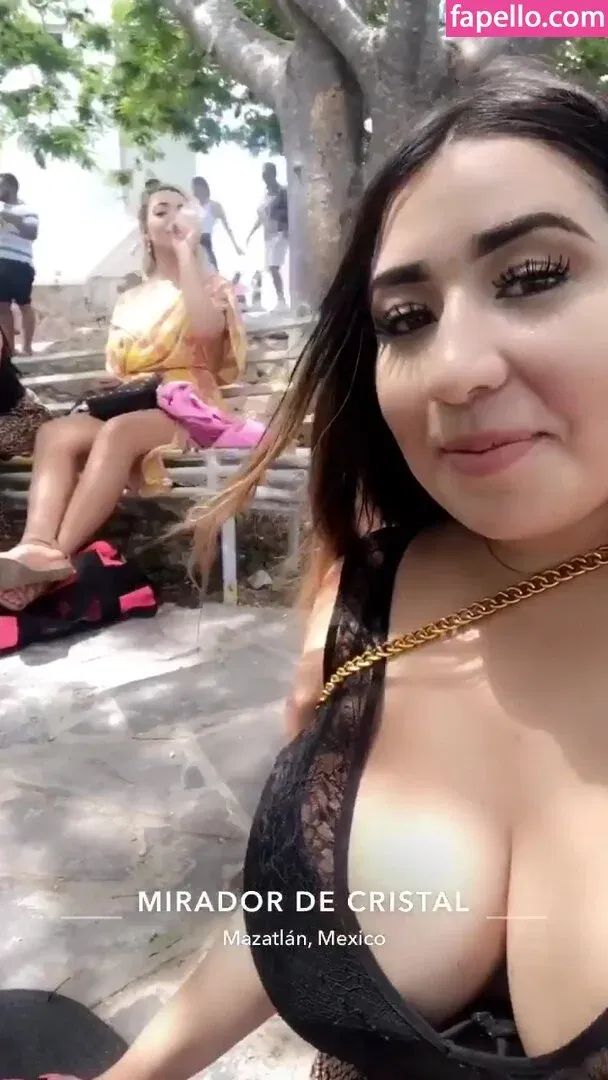 Jazmin Gurrola Onlyfans Photo Gallery 