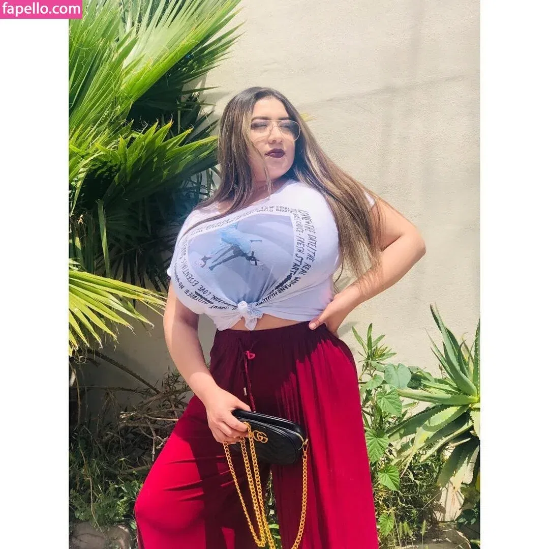 Jazmin Gurrola Onlyfans Photo Gallery 