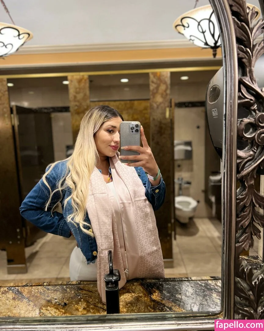 Jazmin Gurrola Onlyfans Photo Gallery 