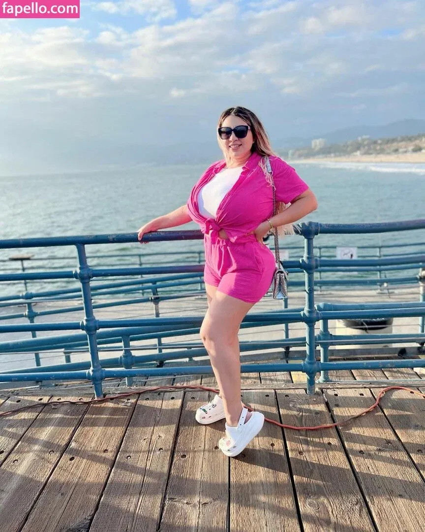 Jazmin Gurrola Onlyfans Photo Gallery 