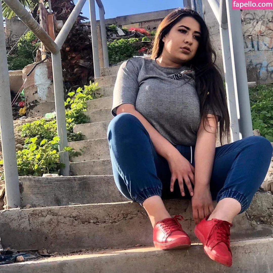 Jazmin Gurrola Onlyfans Photo Gallery 