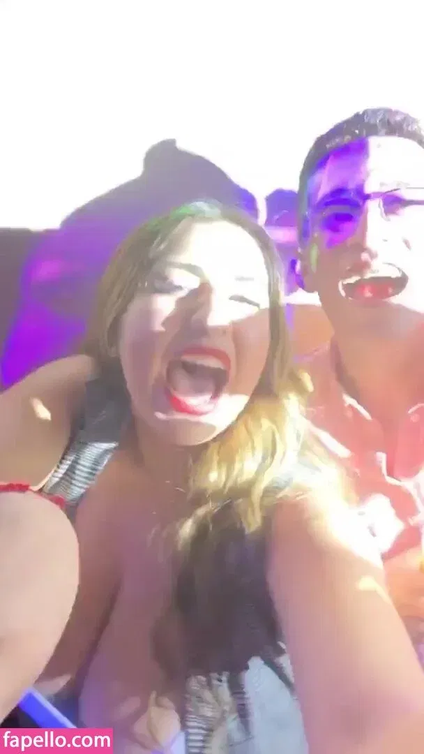 Jazmin Gurrola Onlyfans Photo Gallery 