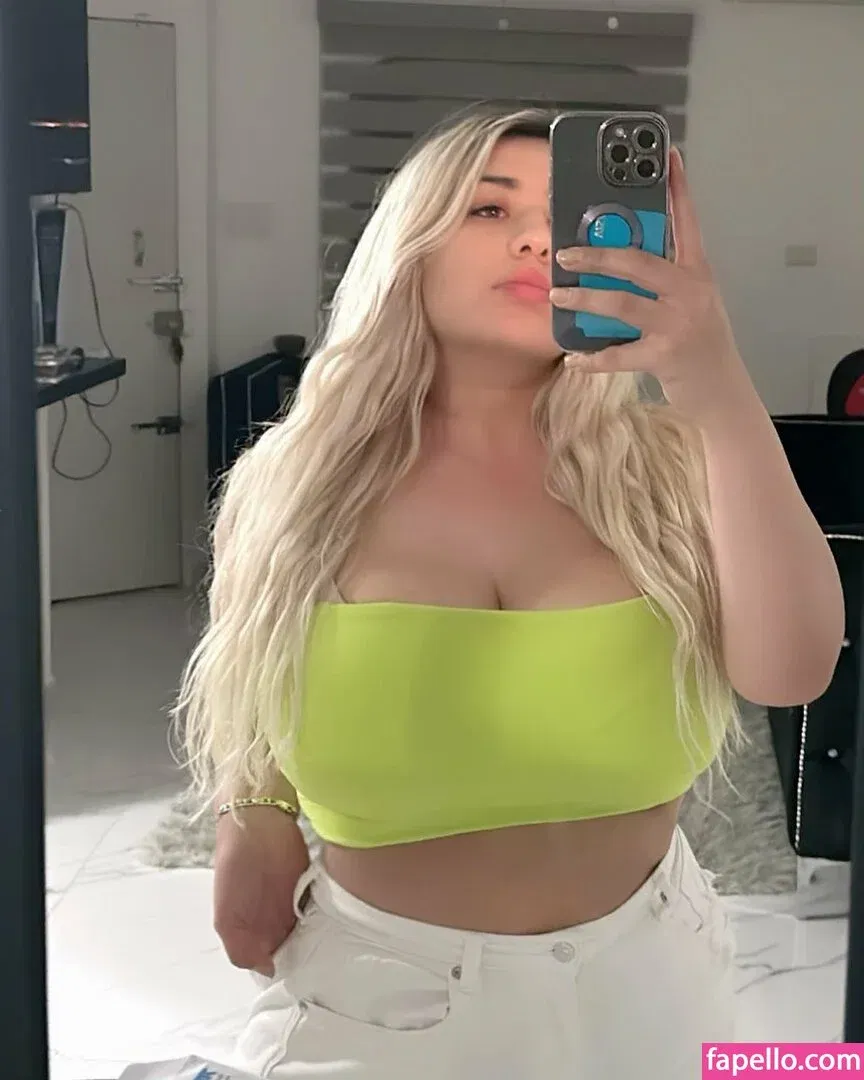 Jazmin Gurrola Onlyfans Photo Gallery 