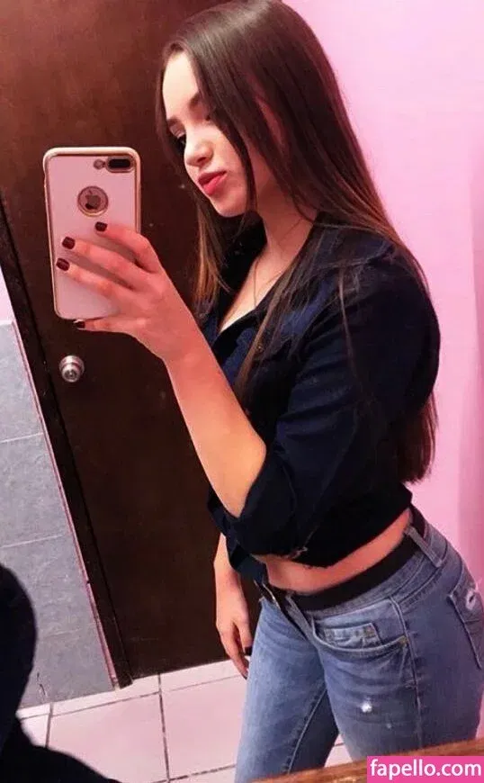 Jazmin Gurrola Onlyfans Photo Gallery 