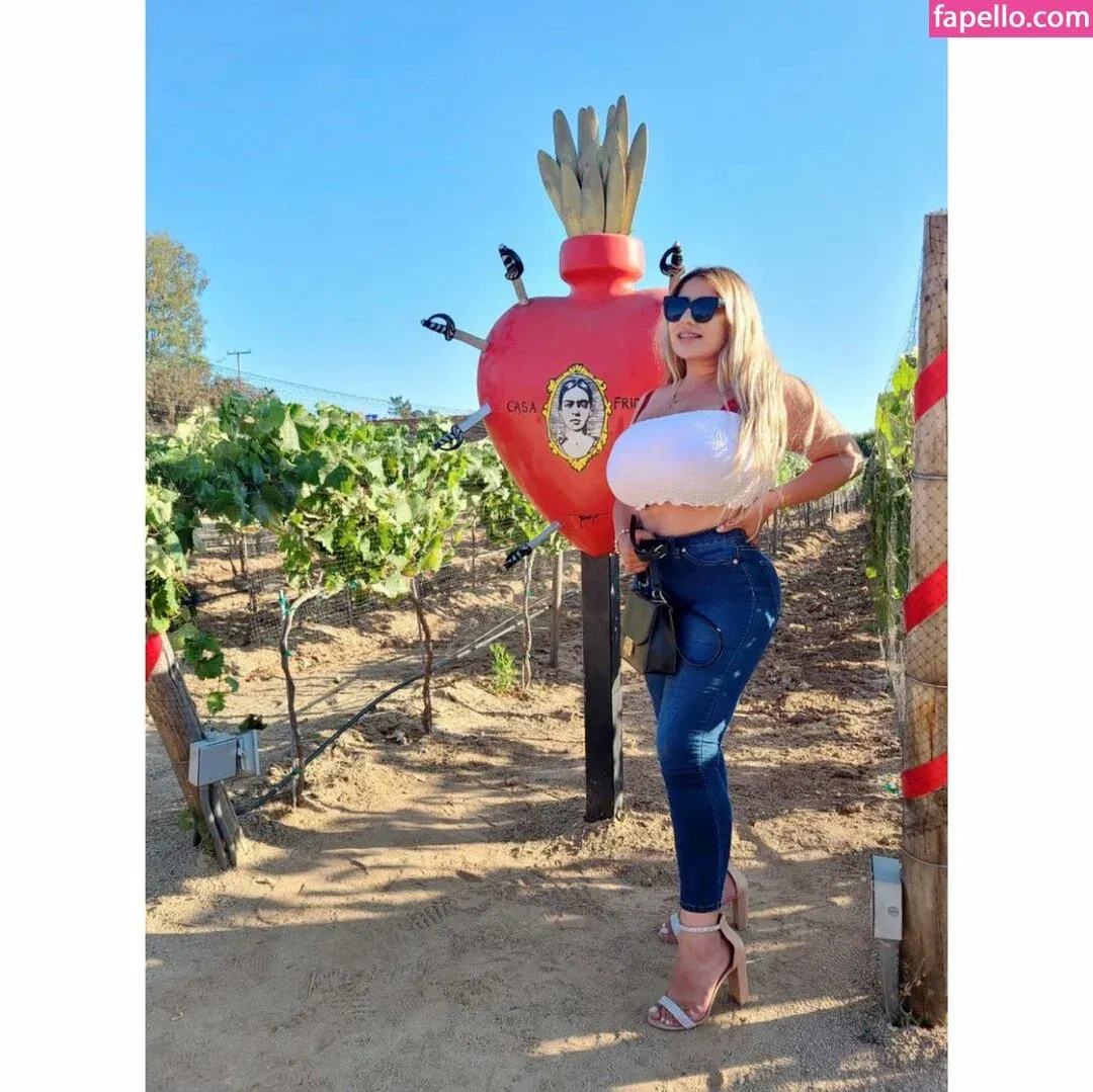 Jazmin Gurrola Onlyfans Photo Gallery 