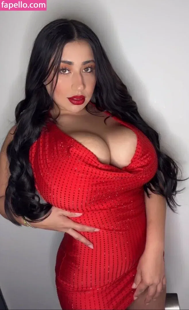 Jazmin Gurrola Onlyfans Photo Gallery 