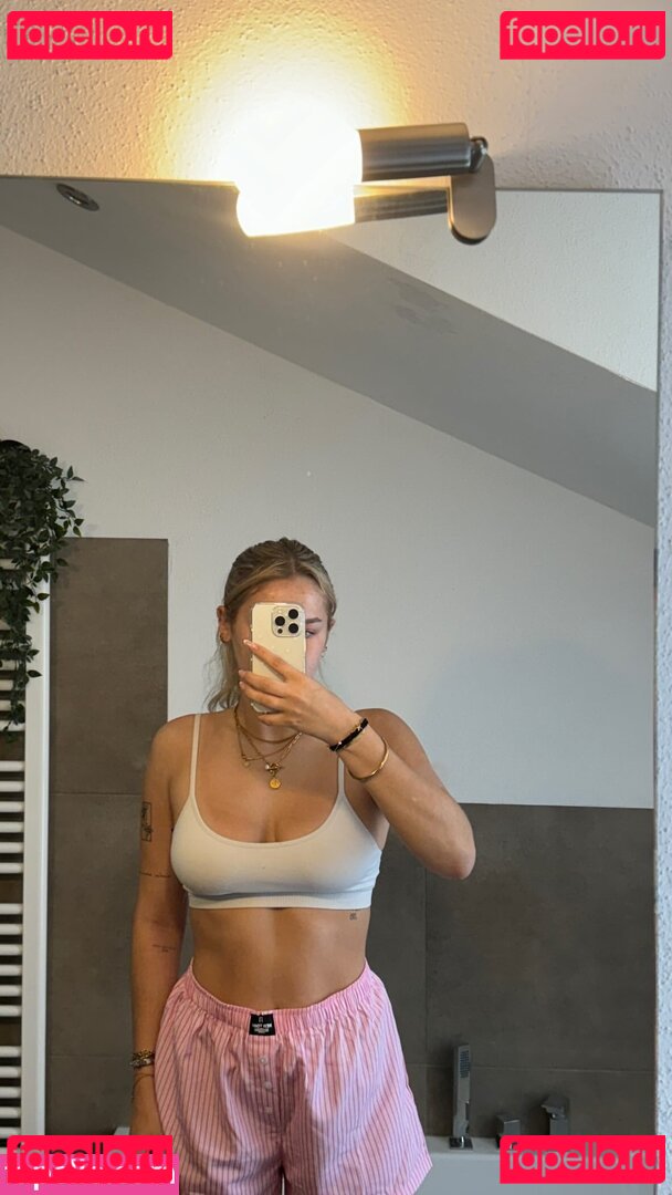 Emma Fischer Nude Onlyfans Photo 49