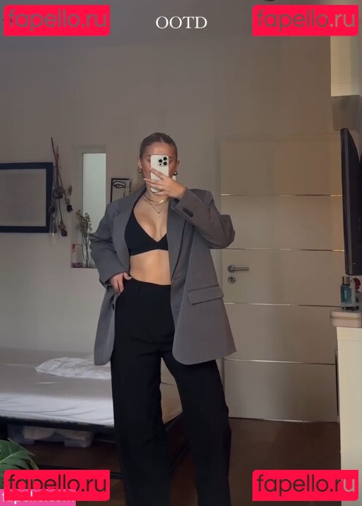 Emma Fischer Nude Onlyfans Photo 19