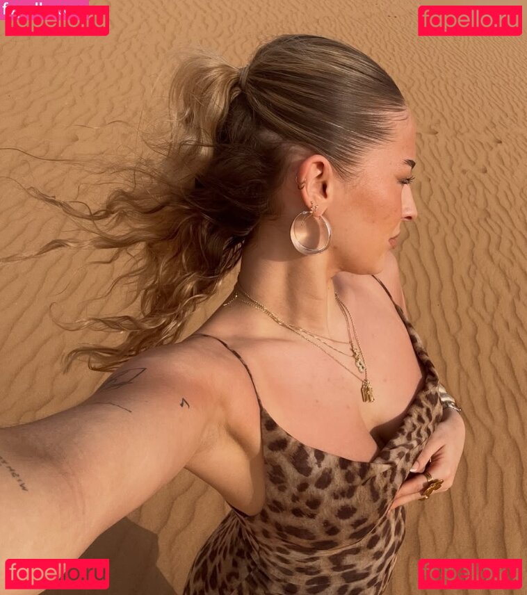 Emma Fischer Nude Onlyfans Photo 17
