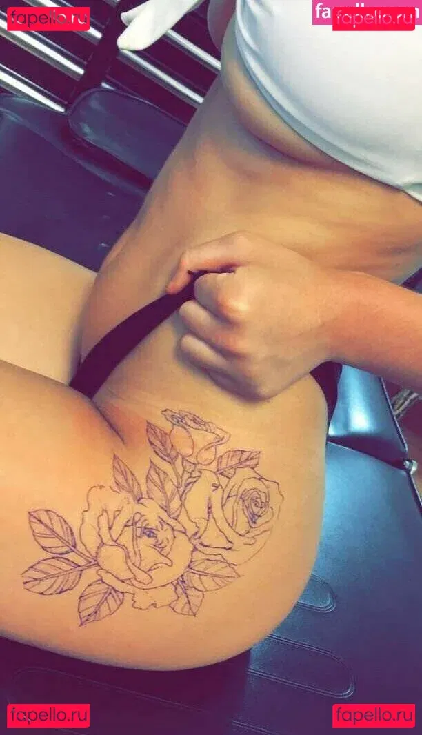 Hal_es Onlyfans Photo Gallery 