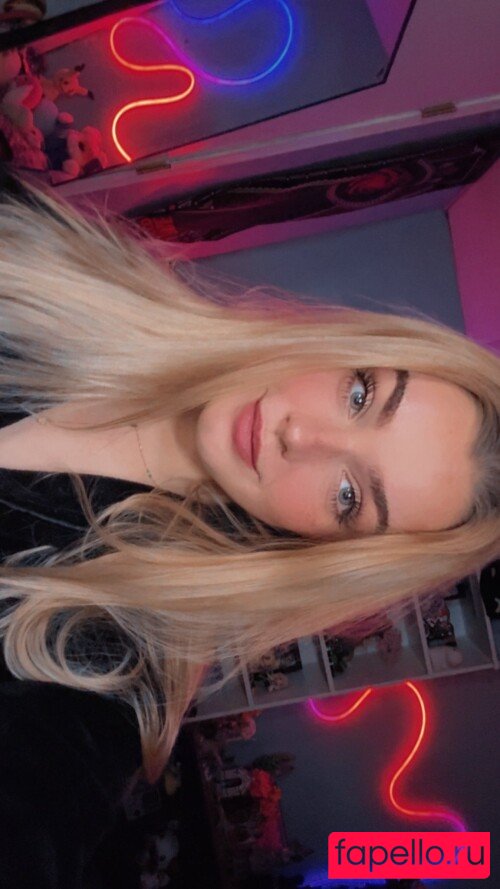 Hal_es Nude Onlyfans Photo 65