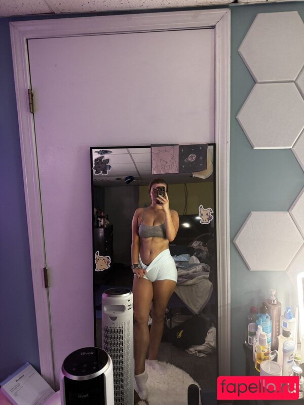 Hal_es Nude Onlyfans Photo 9