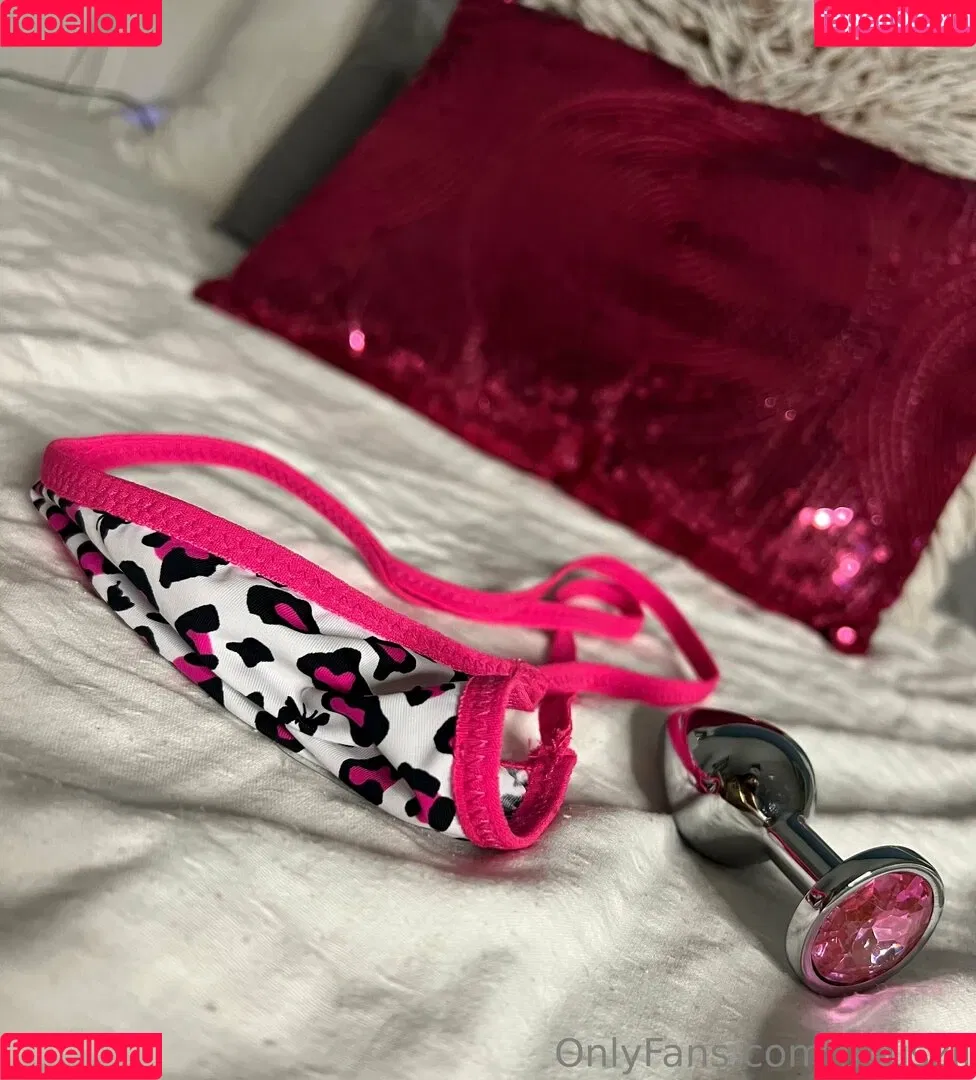 nyuszii Onlyfans Photo Gallery 