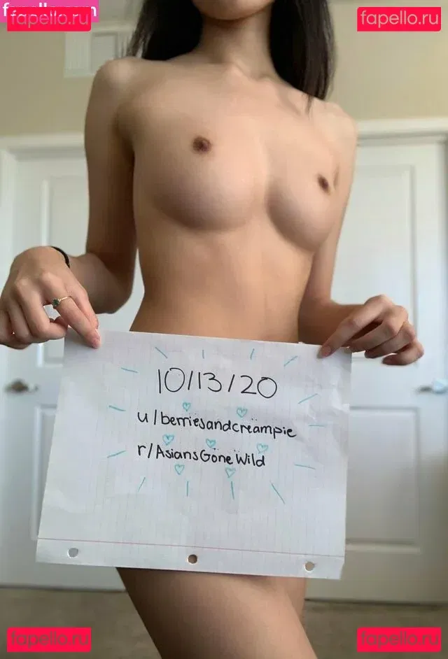 berriesandcreampie Onlyfans Photo Gallery 