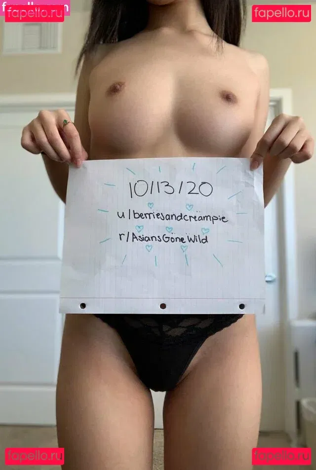 berriesandcreampie Onlyfans Photo Gallery 