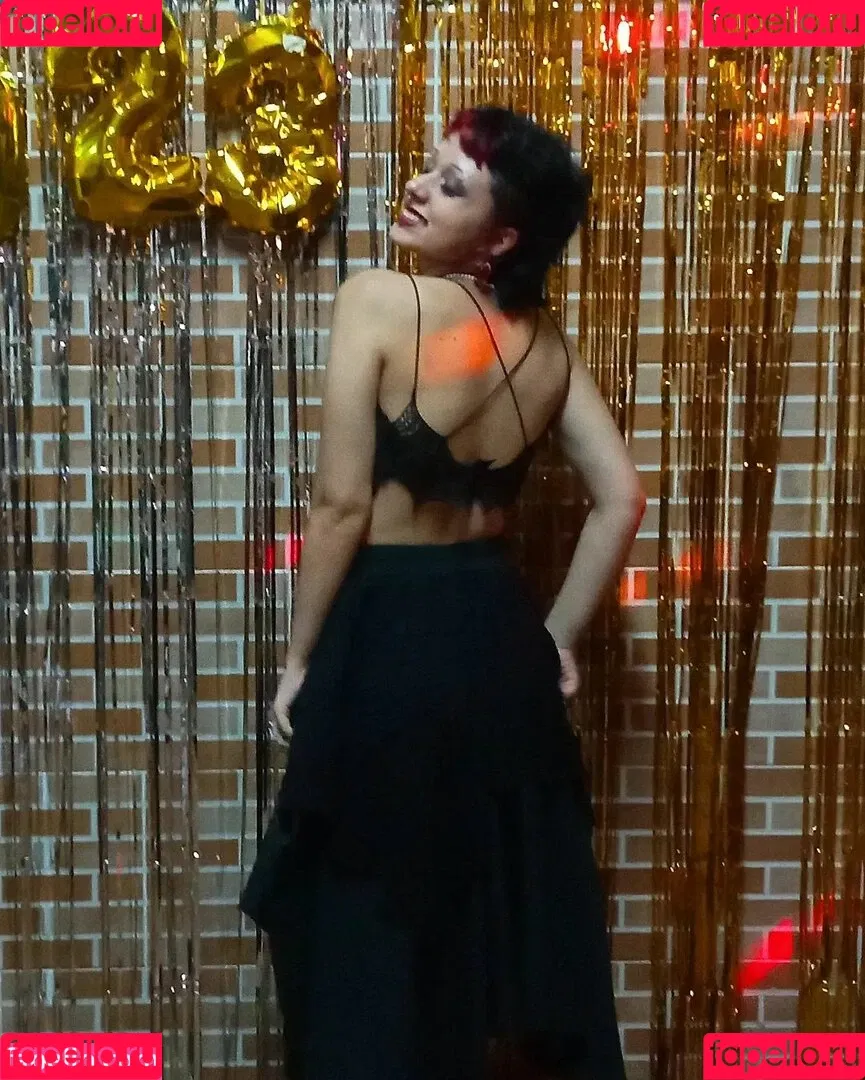 Aurwrayag Onlyfans Photo Gallery 