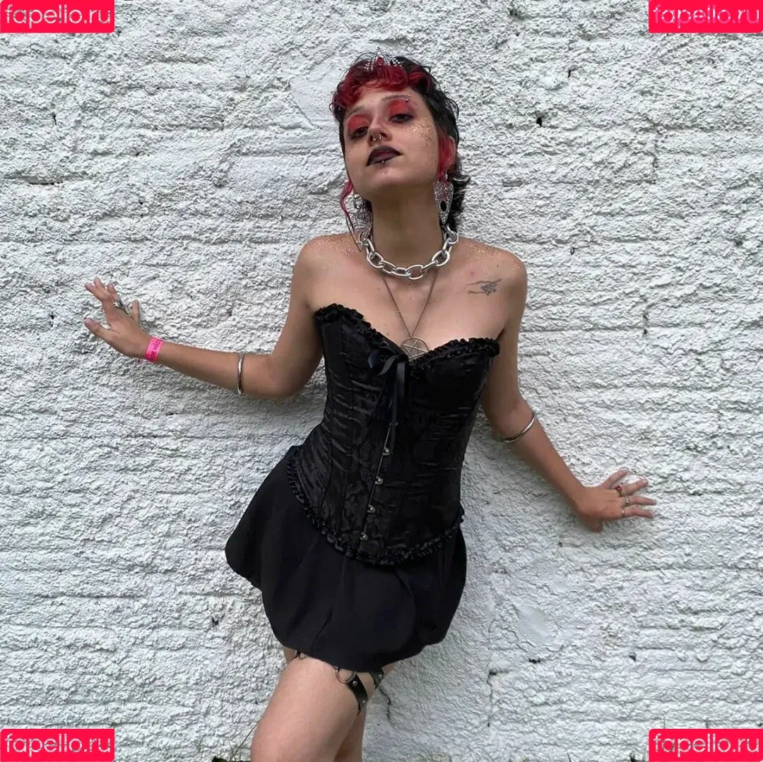 Aurwrayag Onlyfans Photo Gallery 