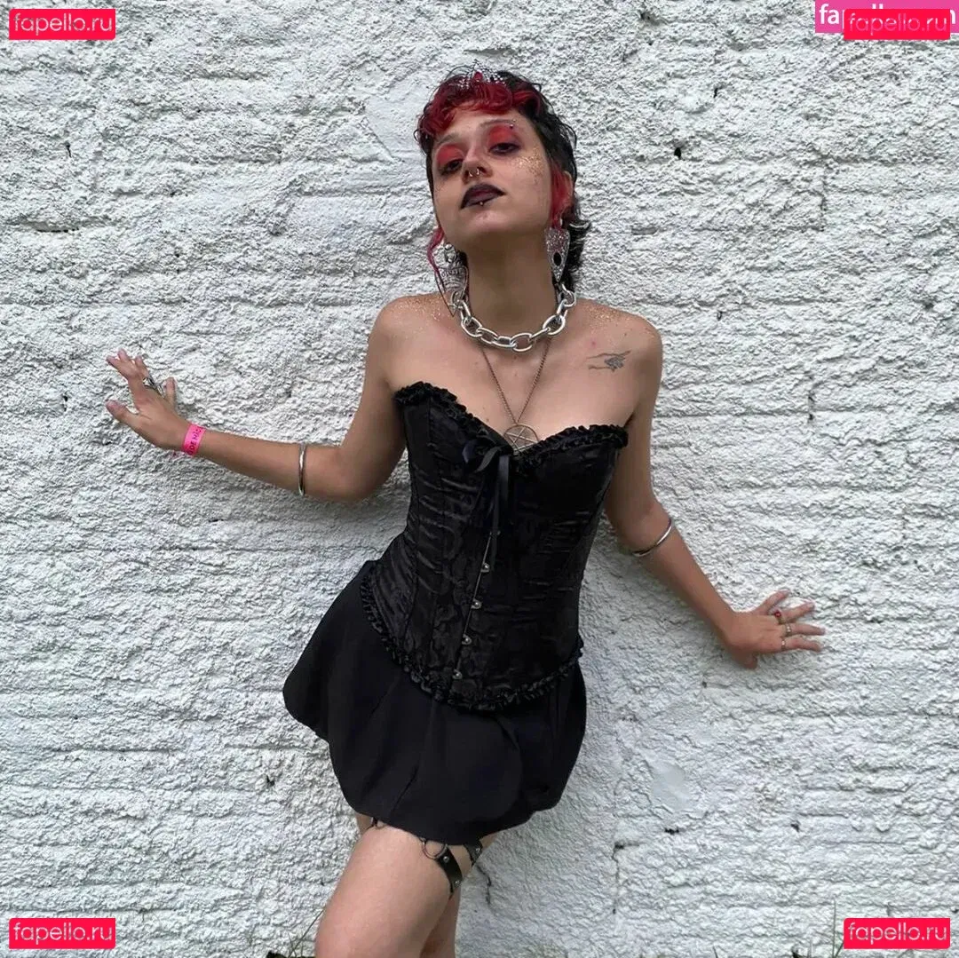 Aurwrayag Onlyfans Photo Gallery 