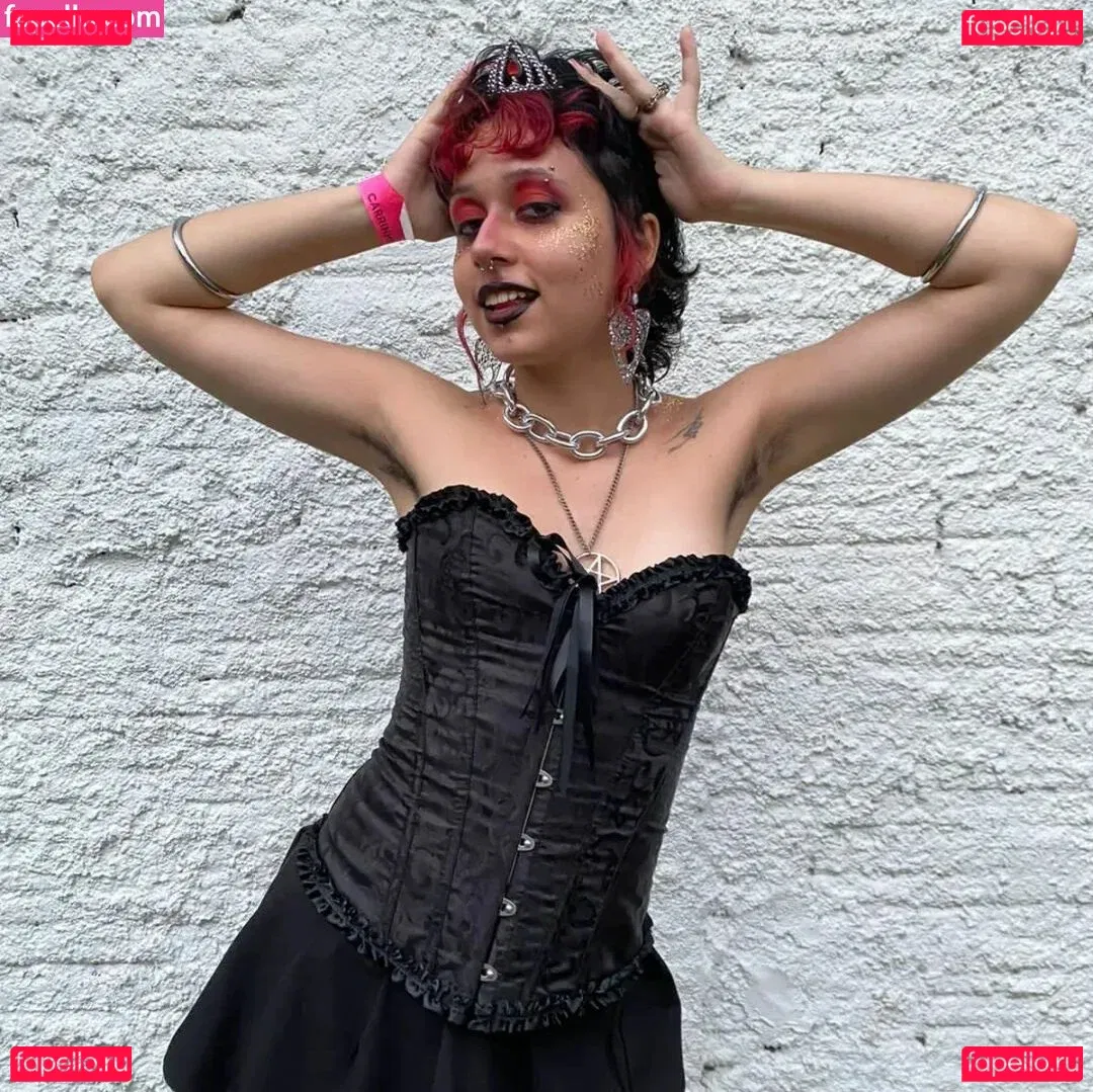 Aurwrayag Onlyfans Photo Gallery 